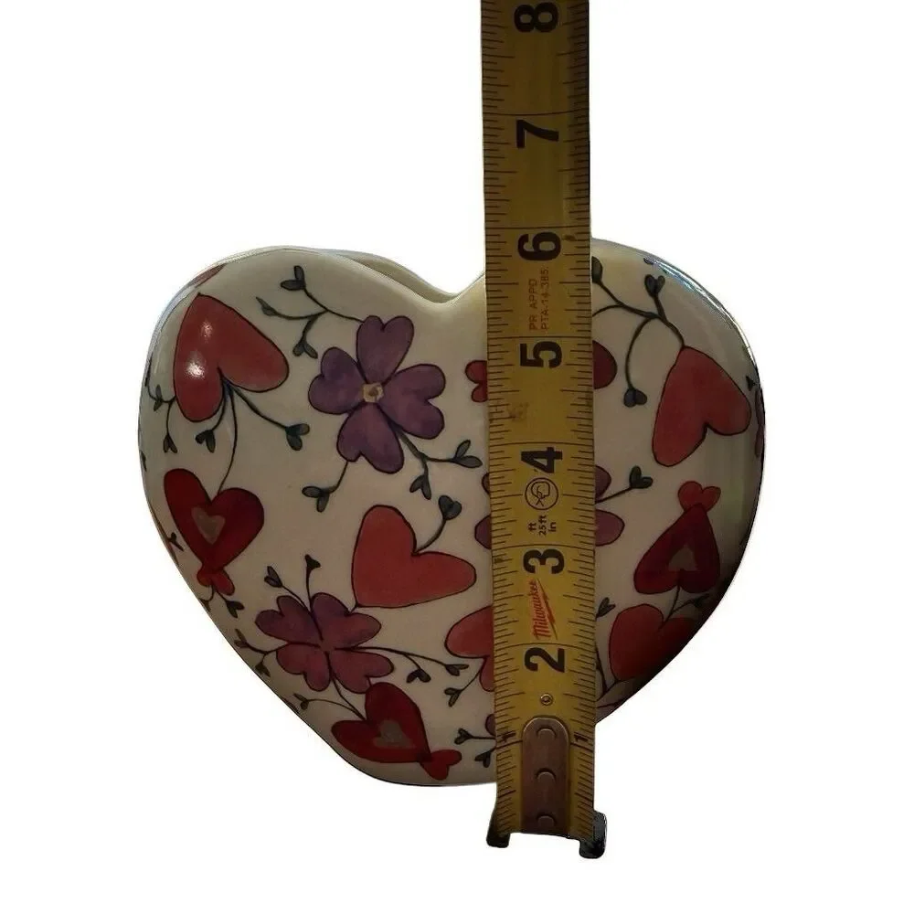 Anthropologie The Mud Fairy Blooming Hearts Stoneware Heart Vase Ivory